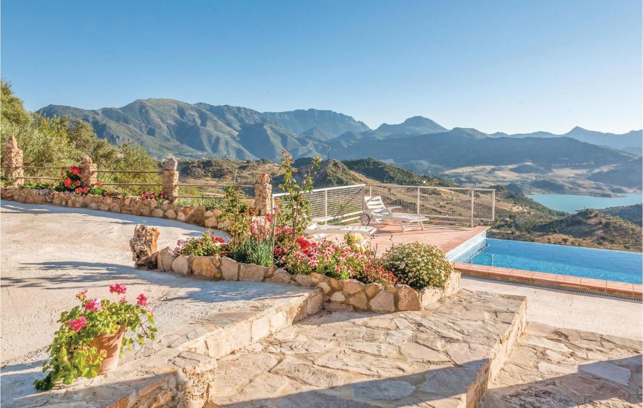 Awesome Home In Cadiz With Swimming Pool Эль-Гастор Экстерьер фото
